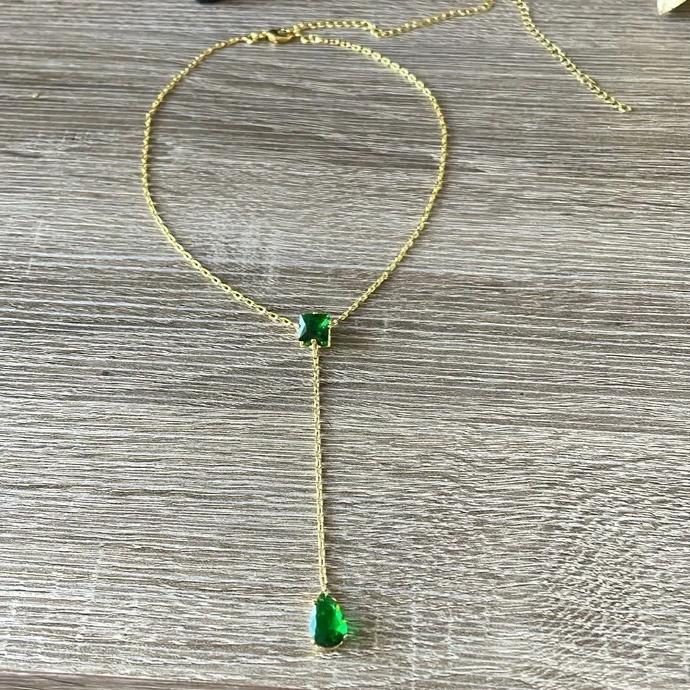 Elegant y shape Green Necklace N1038